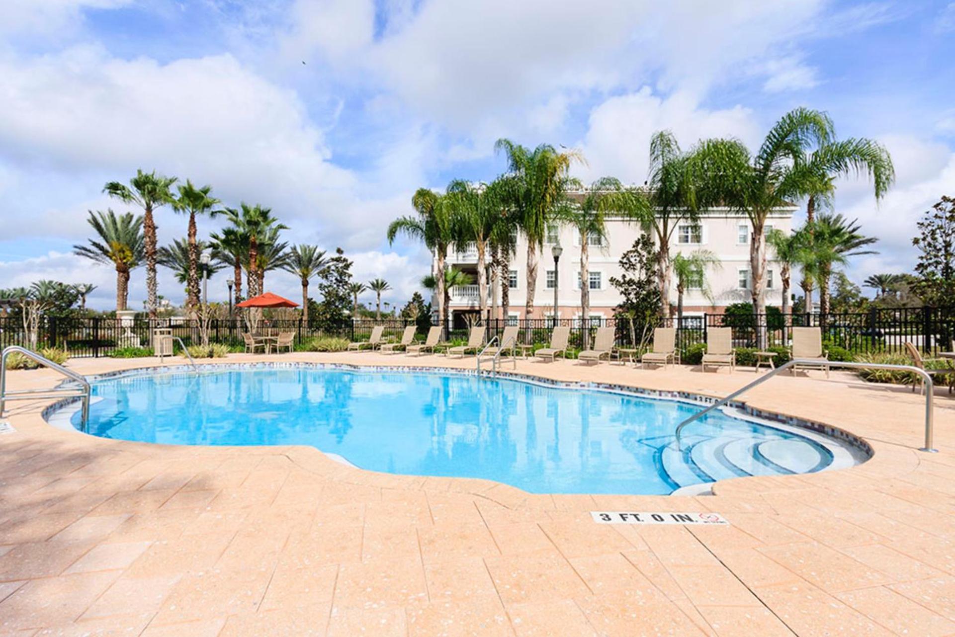 Villa Beautiful On Reunion And Orlando 5209